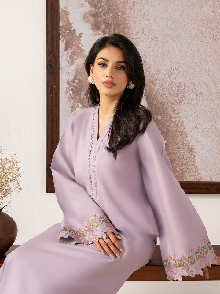 MAUVE