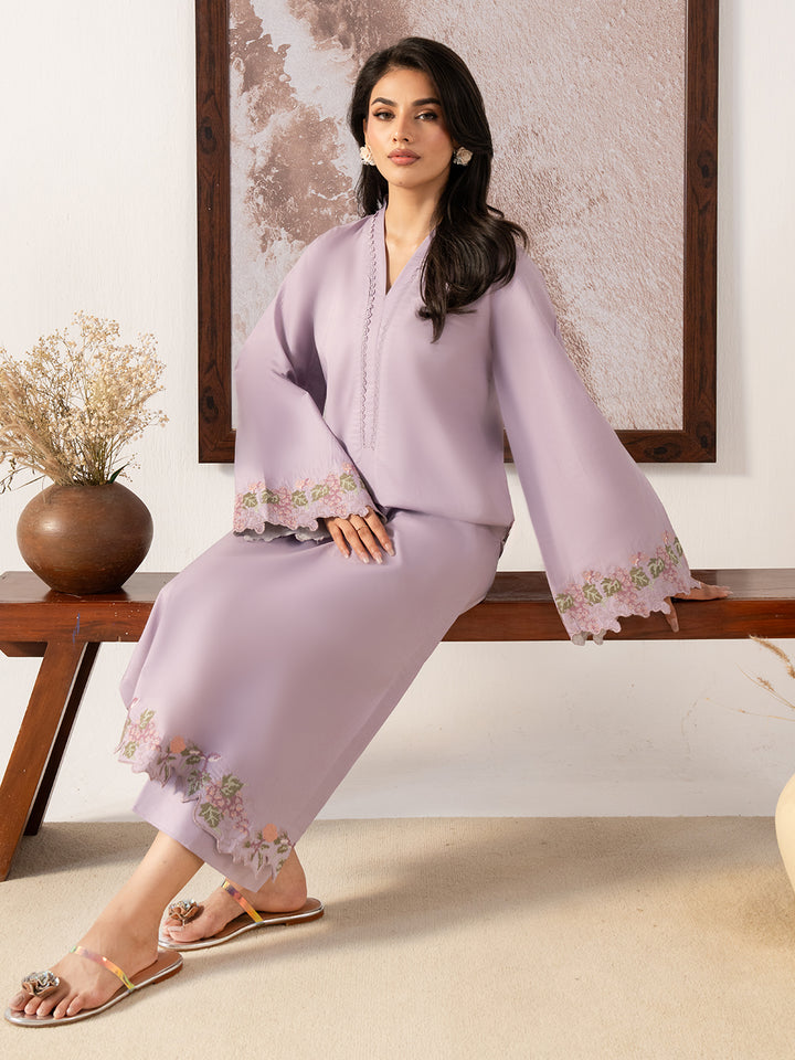 MAUVE