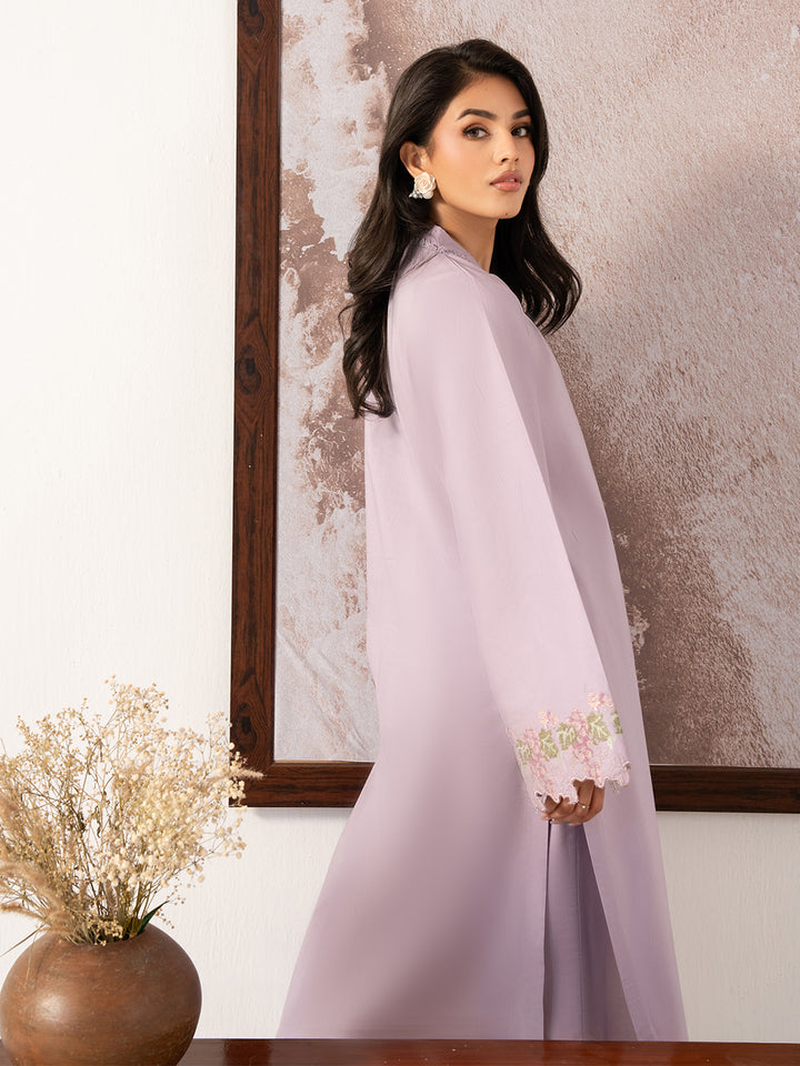 MAUVE