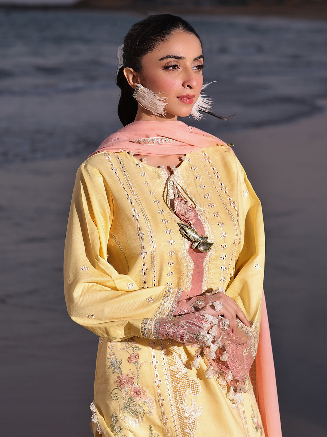 MUSHQ | 3 PC LUXURY LAWN | Izel Apparel | Women's Clothing