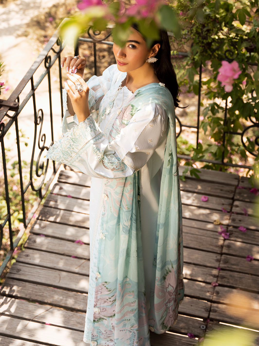 FALAK | Dastak Luxury Lawn | Izel Apparel