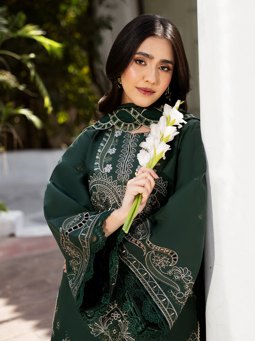 FATIN | Mahveen Festive Lawn '25 | Luxury Lawn | Izel Apparel